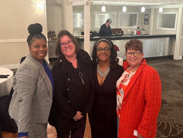 7e82d7fb-53c0-49ac-a60d-7e90a30f6469